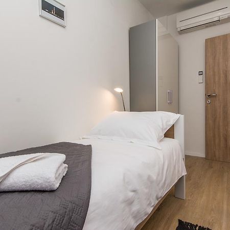 Bell Apartment Zadar Bagian luar foto