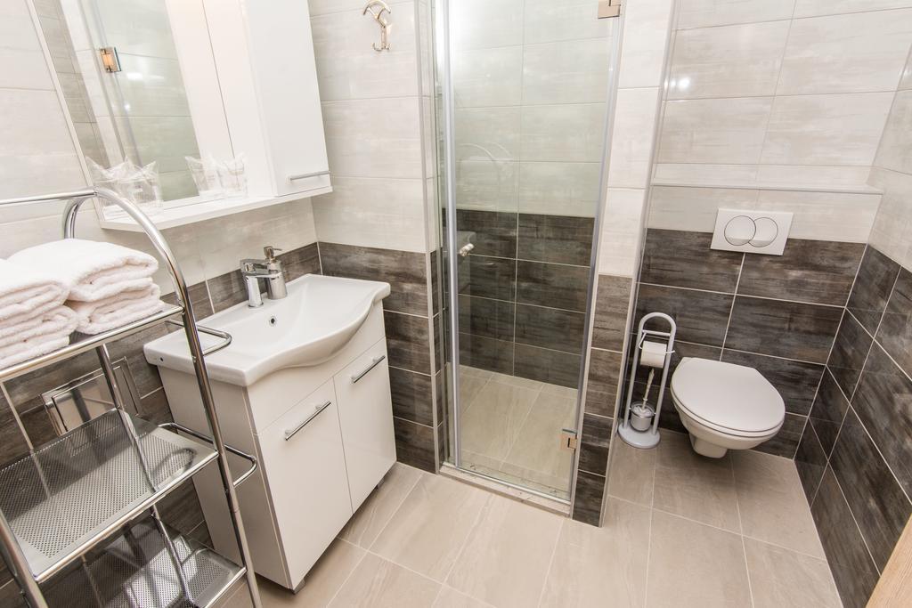Bell Apartment Zadar Bagian luar foto