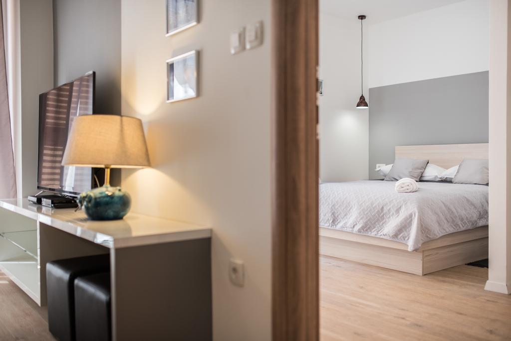 Bell Apartment Zadar Bagian luar foto